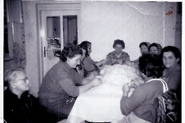 1970er Beim Federnschleissen 23BECK