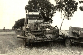 1960 1. Mähdrescher 34MF