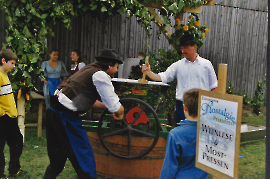 1999 1. Zurndorfer Nostalgiefest Mostpresse A. Strobel, L. Rehberger 91GEZ