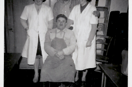 1958 F. Pamer (verh. Prominzer, Josef Fehrland, Liesl Rosenberger (verh. Pamer), hinten W. Lambert 95RM