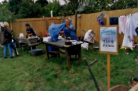 1999 1. Zurndorfer Nostalgiefest Waschweiber Fr. Steiner, Fr. Hiermann 126GEZ