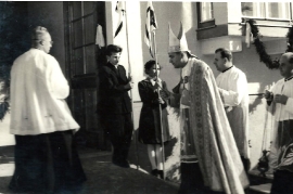 1953 35So Pfarrhof Weihe