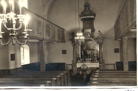 1960 ev. Kirche mit dem alten Gestühl. 62EK