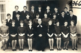 1966 68P Konfirmanden