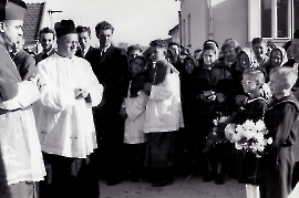 1954 H. Amri beim Gedicht Bischof Laszlo in Zurndorf 93AH