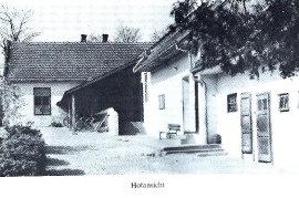 1968 Alte Hauptschule Hofansicht 2HS