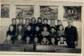 1952 Jahrgang 1943 4. Schulklasse Lehrer Siebenstich 23UNGR