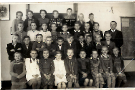 1947 Schulbild Jahrgang 1940? Lehrer Tuschl 55HM