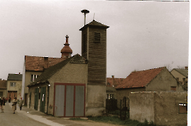 1985 altes Feuerwehrhaus Neustiftgasse 20FFZ