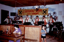 1982 Leithatal Buam Weinkost Weiden am See 35DW