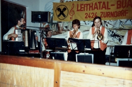 1982 Leithatal Buam Weinkost Weiden am See 36DW