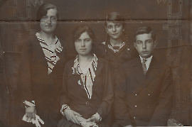 1937 Geschwister Weintritt v.l. Maria, Katharina, Theresia, Paul 5ZWE