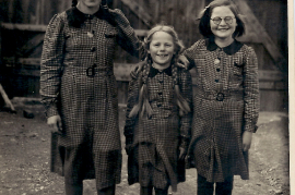 1940er Maria Szoka, Margarethe, Karoline Schneemayer 14SCHM