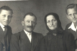 1942 Familienfoto 35W