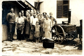 ca. 1938 an der Gulaschkanone 90B