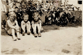 1955 Gusti Steinhöfer verh. Metzl, Lorenz Samek, Theresia Samek (Wöhrer) 101WS