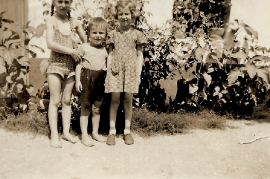 1955 Gusti Steinhöfer verh. Metzl, Lorenz Samek, Theresia Samek (Wöhrer) 102WS