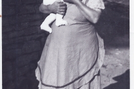 1950er Maria Schmickl mit Sohn Deutschland 14WB
