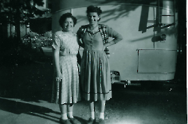 1951 Maria Schalling (geb. 1927 Nestlinger)  20BAUE