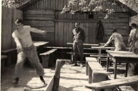 1950er Kegelpartie im Gasthaus am Bahnhof Fam. Pamer 32HM