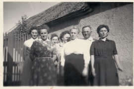 1950er Fam. Hutfles obere Hauptstraße. 8 58WB