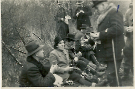 1950er Treibjagd in Zurndorf stehend r. Michael Pschaiden 60PMI