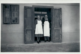 1950er Fr. Weiss, R. Weiss, obere Hauptstraße. 42 72WB