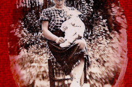 1950er Fr. Pittnauer mit Tochter 73PI