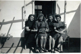 1960er Angestellten der Schneiderei Horvath 10HT