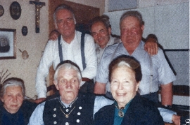 1970er Fr. Rechnitzer, ? , Schäfer Karl, J. Zeugner, J. Amri, Fr. Planka 125AH