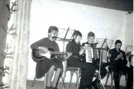 1960er P. Unger, in der Musikschule 28UP