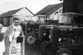 1970er Fahrzeugweihe 30HR