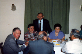 1970er Gemütliche Runde 45HR