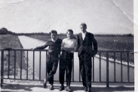 1960er M. Hoffmann, W. Pamer, J. Kiesler, bei der Leitha 4KP