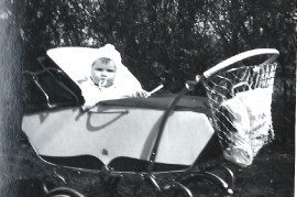 1965er M. Hauptmann im Kinderwagen, 61HM