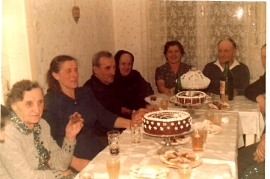 Zechmeister Karoline, Kaipl Helene Schranz Felix, Schmidt Oma, 