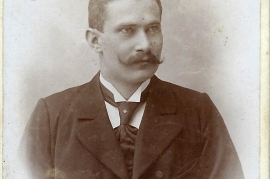 1899 7So