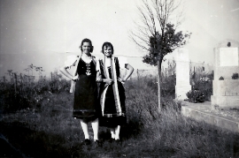 1954 Volkstanzgruppe Zurndorf Erntedankfest, E. Göbl, H. Schiermeier 101ME