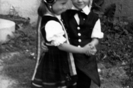 1961 Trachtenpärchen (40 Jahre Burgenland) Edda Schmickl und Johann Harmat könnte auch 1960 sein 38HR